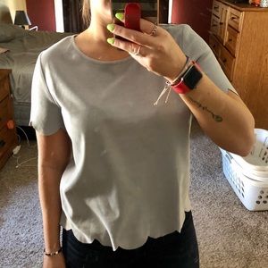 ADORABLE CROPPED SCALLOP TOP